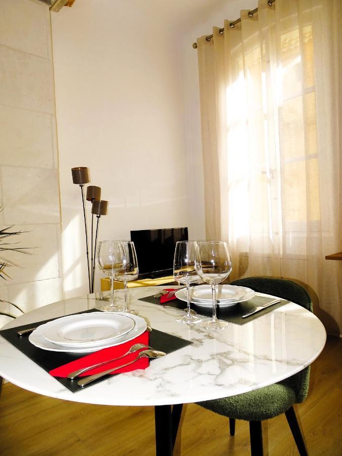 Augustins Fountain Studio Cosy Aix Centre Historique A 3 Minutes De Cours Mirabeau -Wifi-Smart Tv-Rue Calme 普罗旺斯地区艾克斯 外观 照片