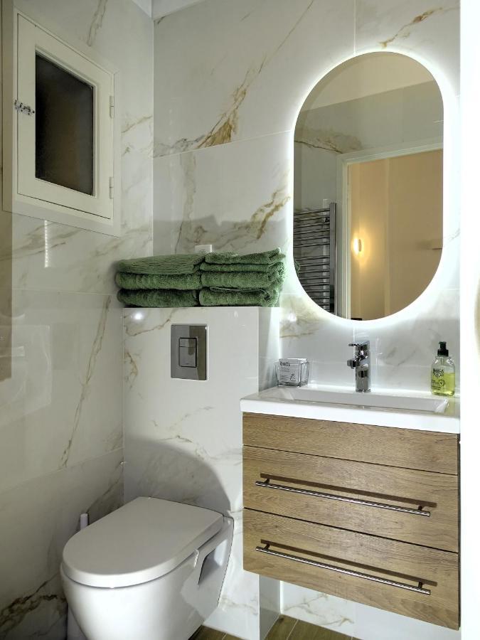 Augustins Fountain Studio Cosy Aix Centre Historique A 3 Minutes De Cours Mirabeau -Wifi-Smart Tv-Rue Calme 普罗旺斯地区艾克斯 外观 照片